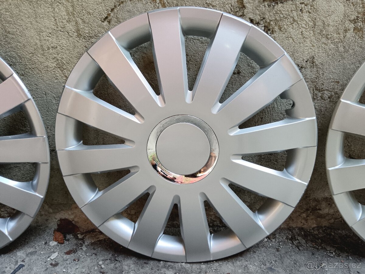 Univerzální poklice r 16 - 4