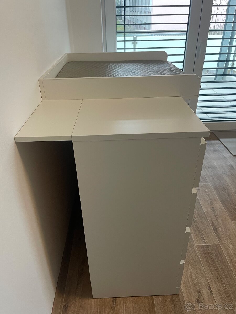 Převalovací pult + přebalovací podložka - 4