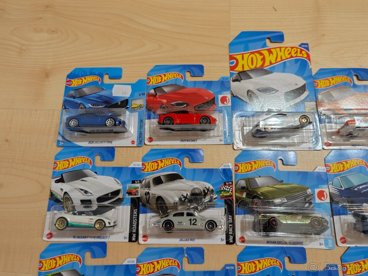 Hot wheels autíčka - 4