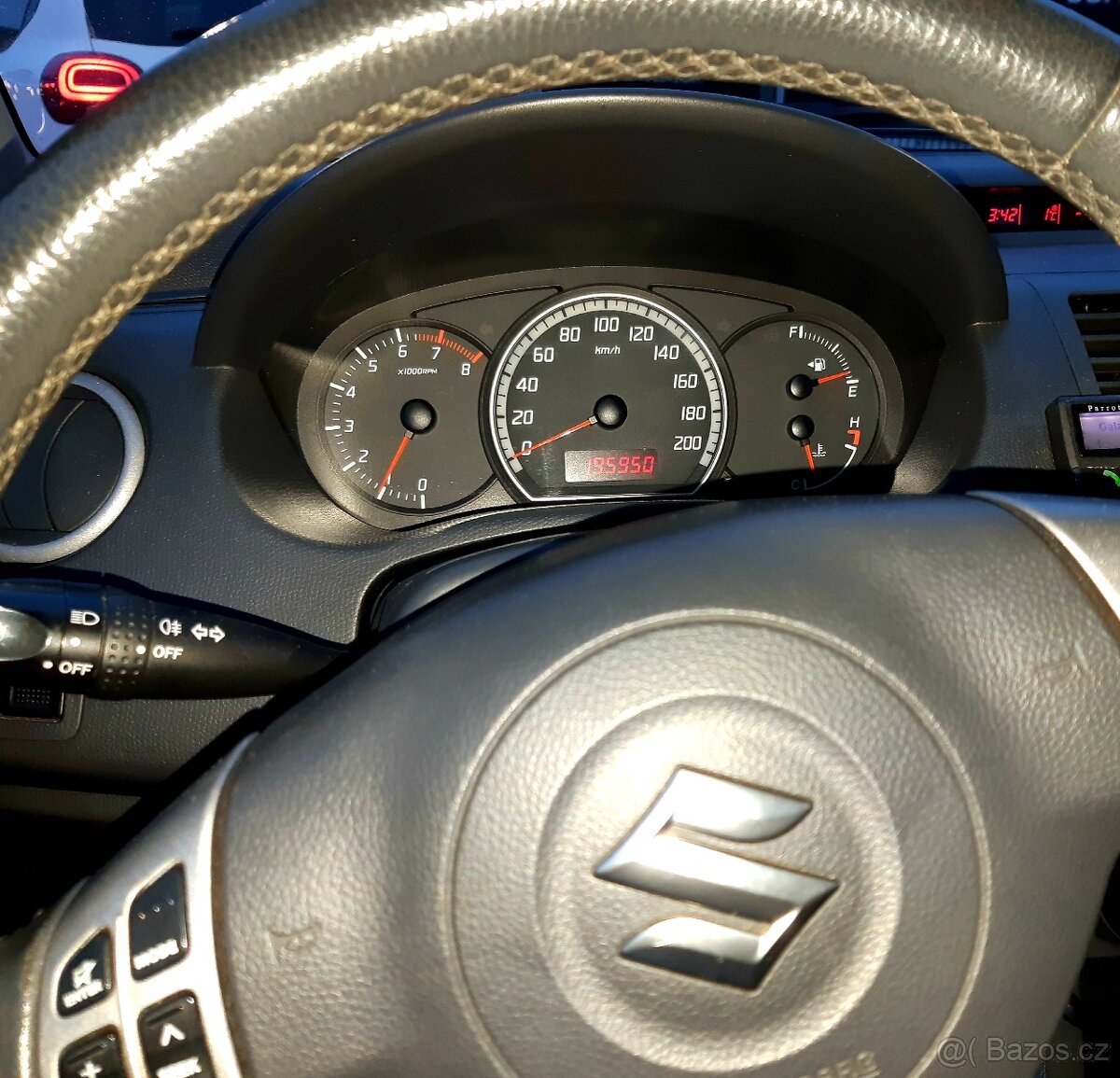 Suzuki Swift 1.3i – Nová spojka, brzdy a servis - 4