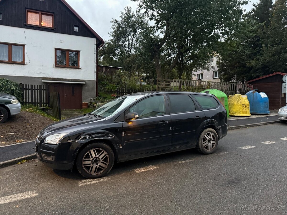 Prodám Ford Focus - 4