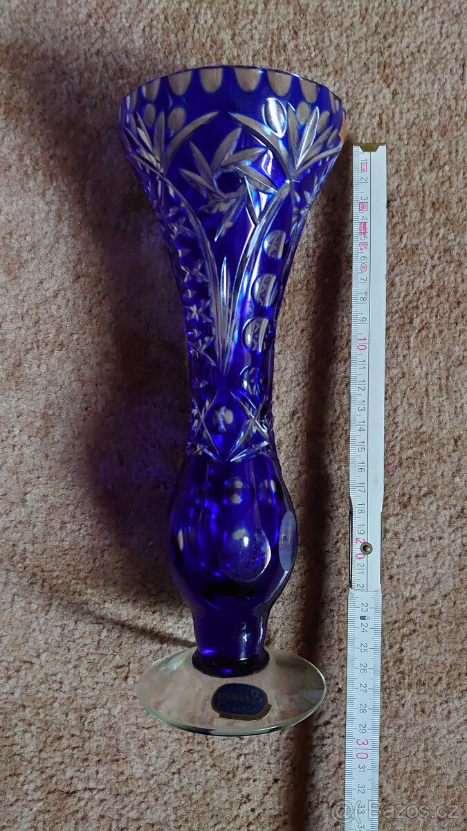 Broušená váza modrá - 4