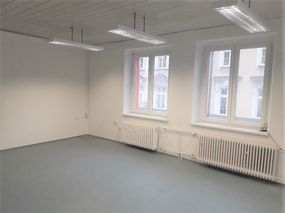 Pronájem skladu v Domě Služeb Tanvald - 4