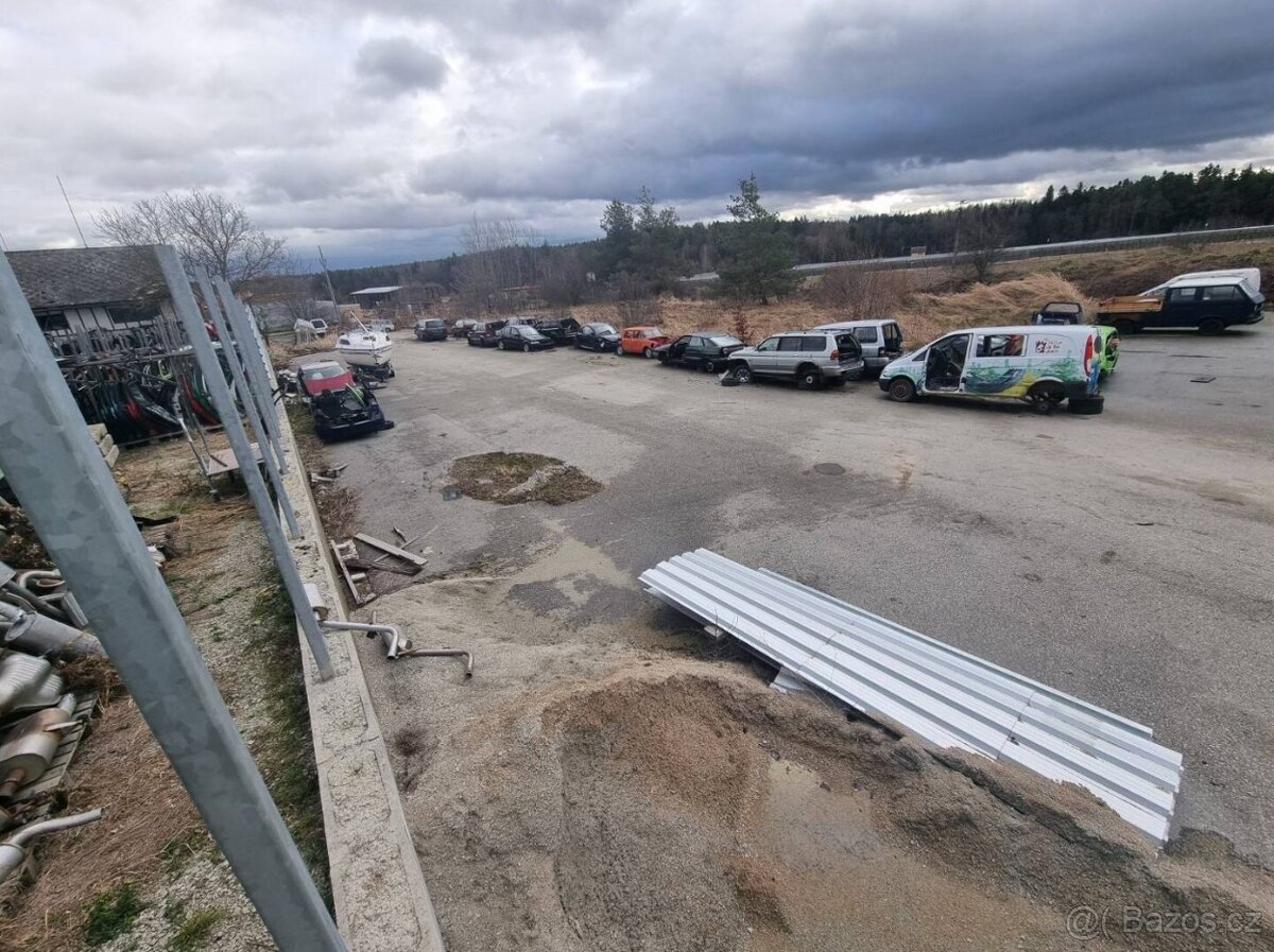 Pronájem asfaltová plocha, kancelář - 4