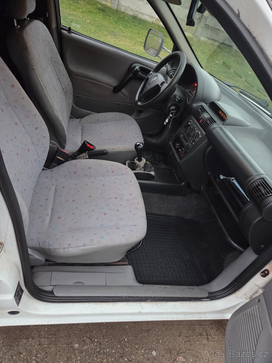 Opel combo 1,7D 44kw rok 2000 - 4