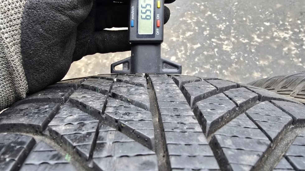 Celoroční pneu 205/55/16 Good Year - 4