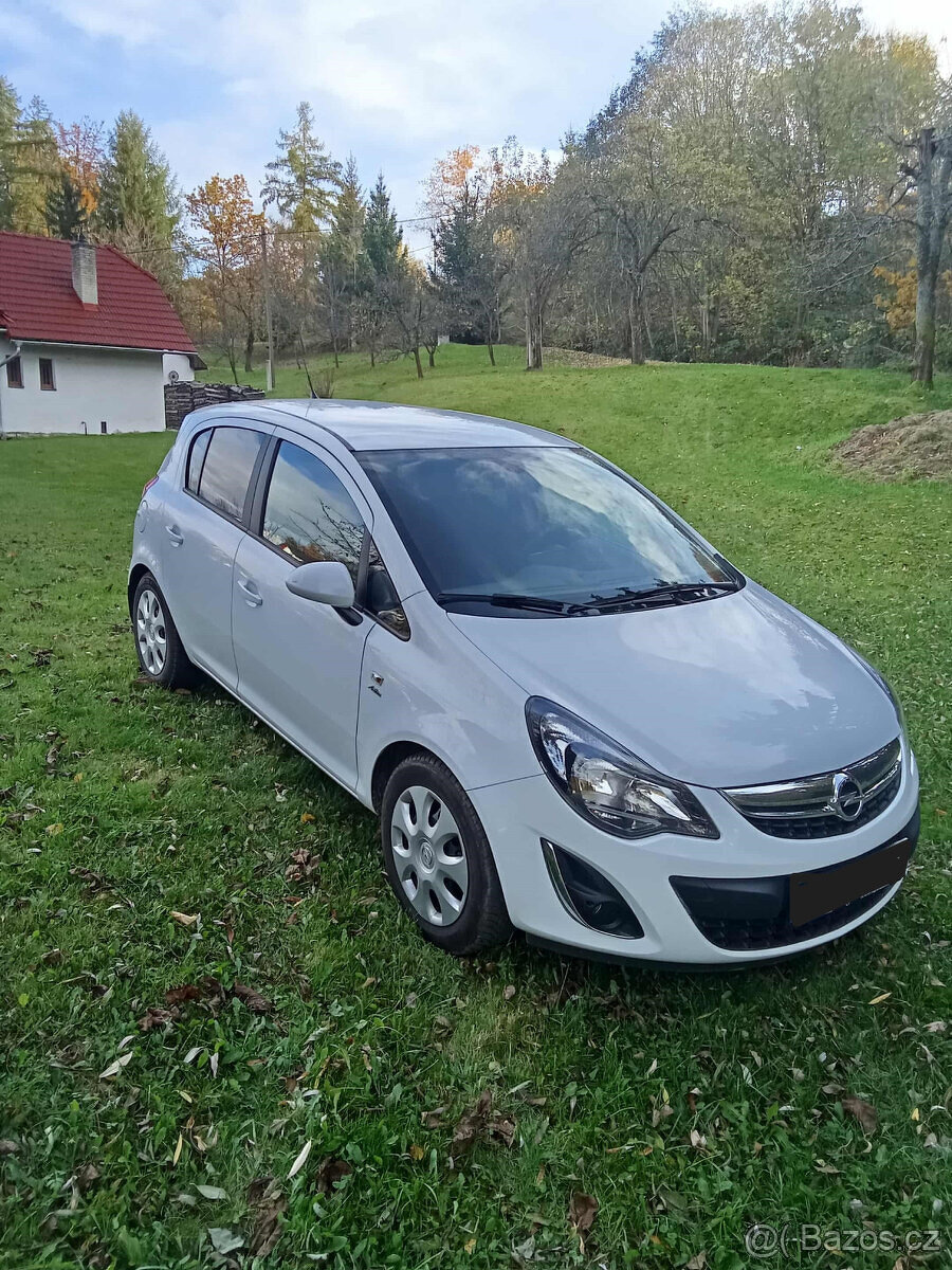 Opel Corsa 1.2 Benzín Najeto jen 33600km TOP stav - 4
