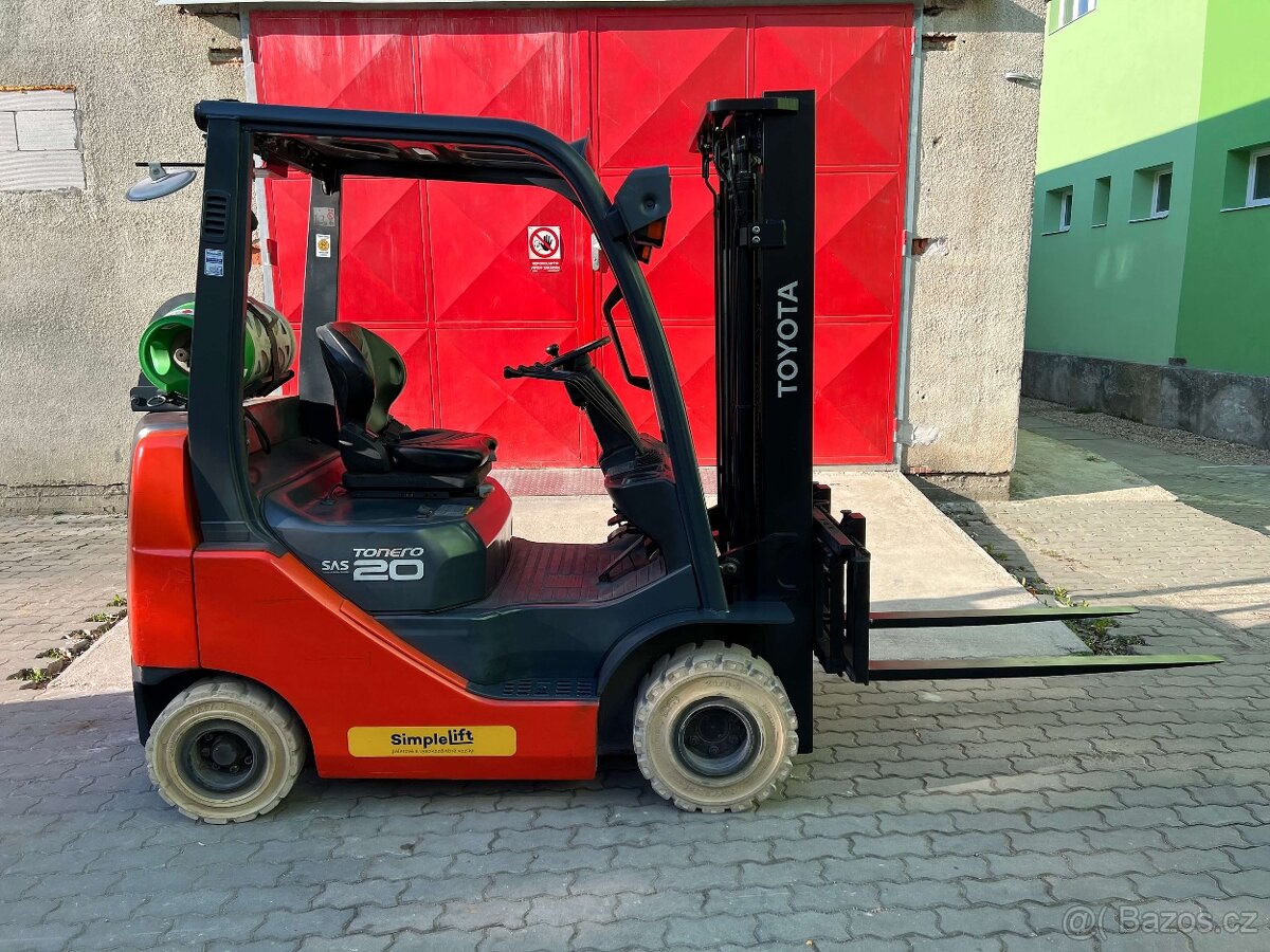 Čelní vozík TOYOTA 8FGKF20 - 4