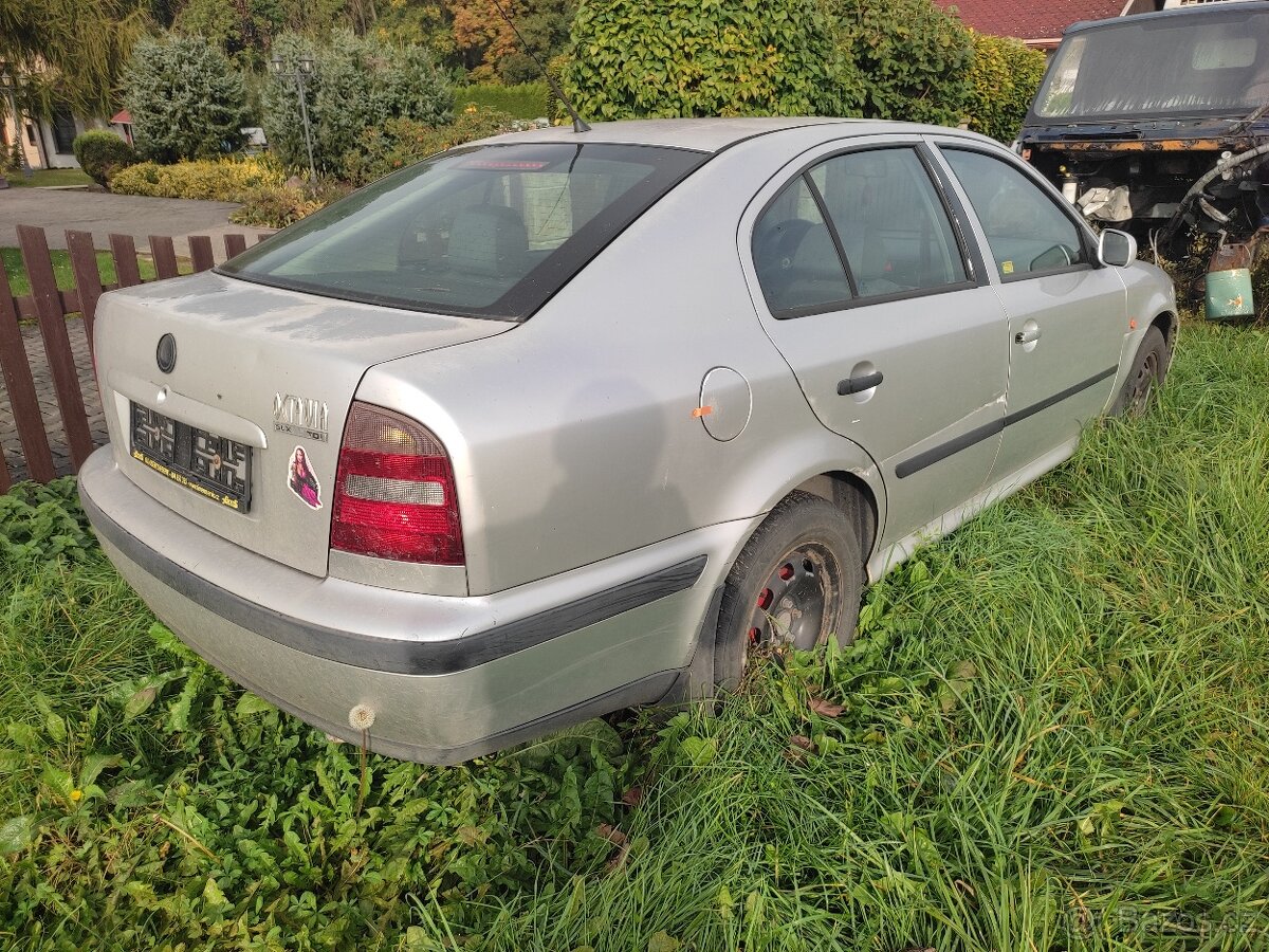 Škoda Octavia 1 - 4