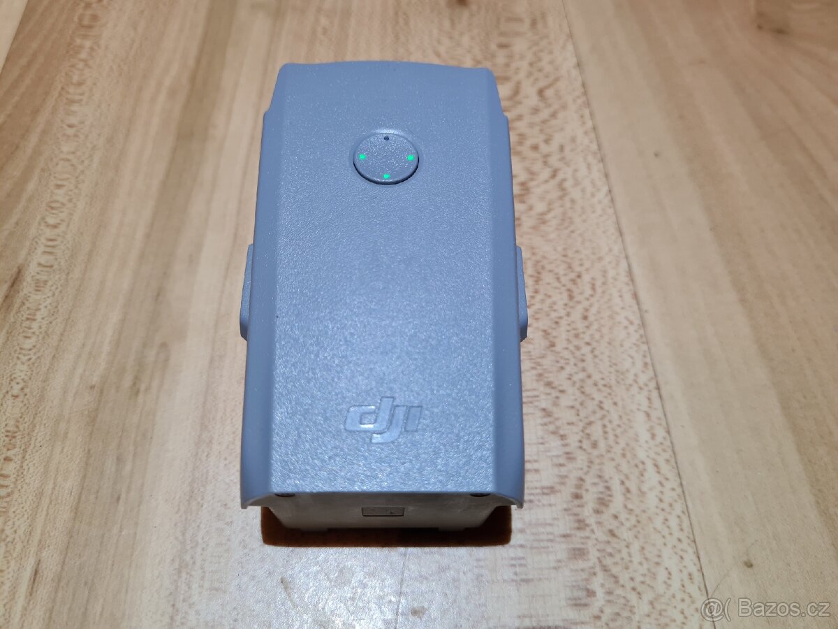 Poškozená baterie DJI Air 2S - 4