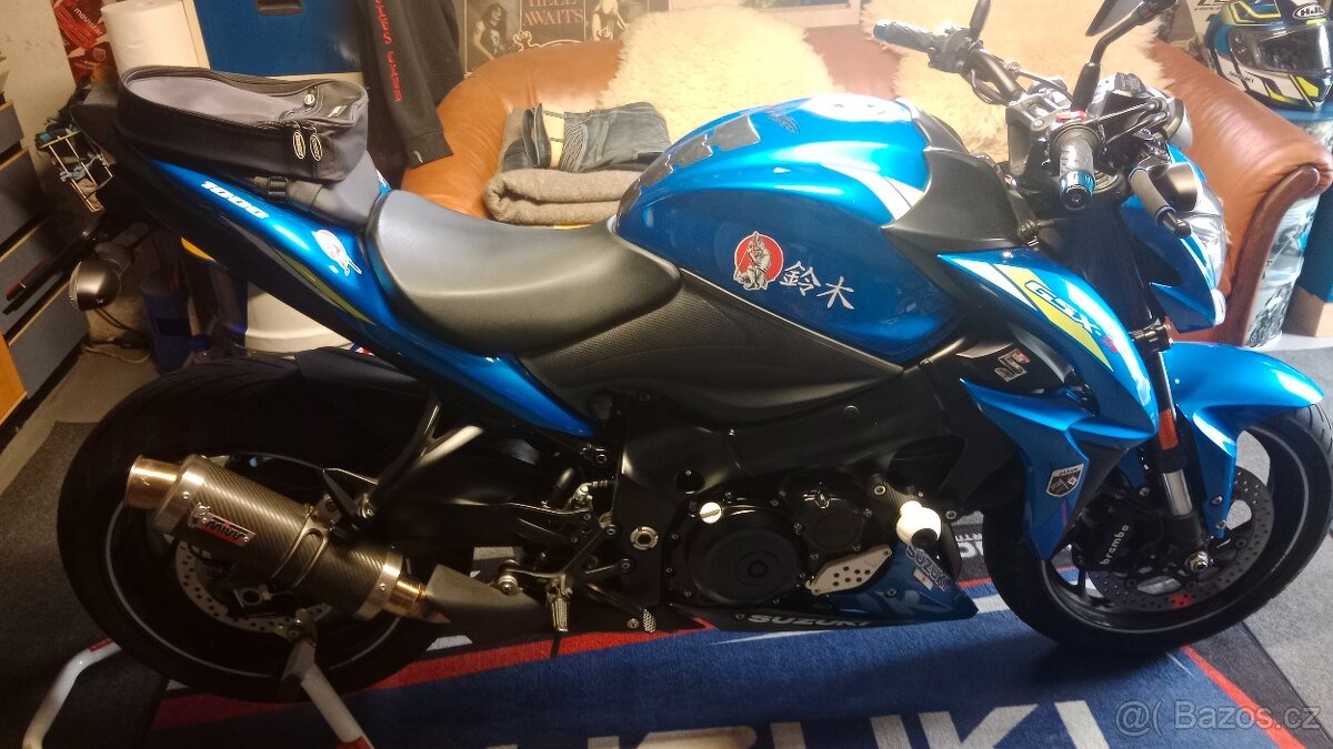 Suzuki GSX S 1000 - 4