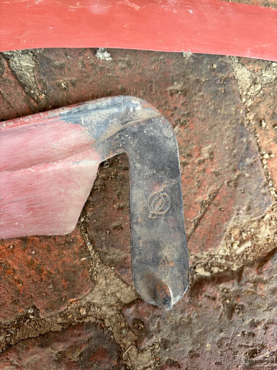 4x kosa + 2x násada - 4