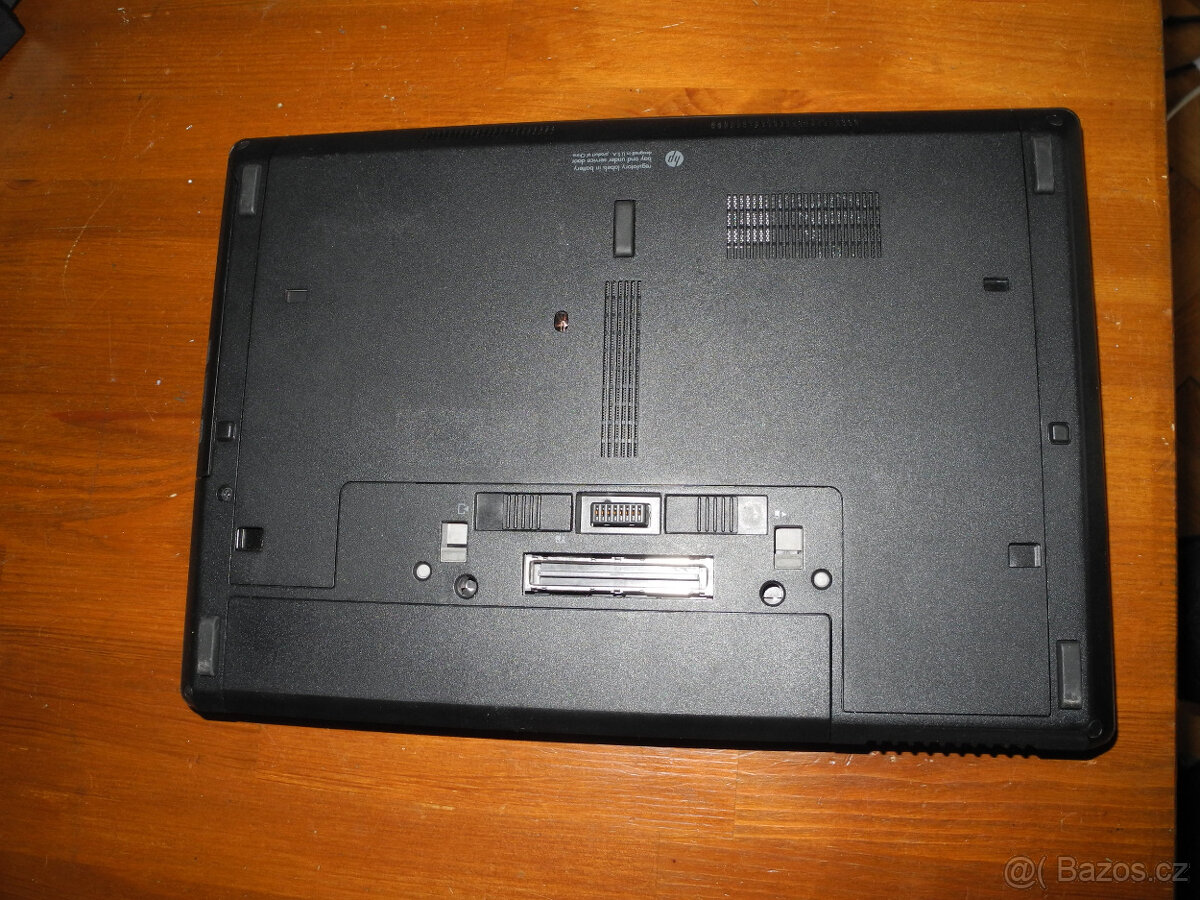 notebook HP I5 displej 14" - 4