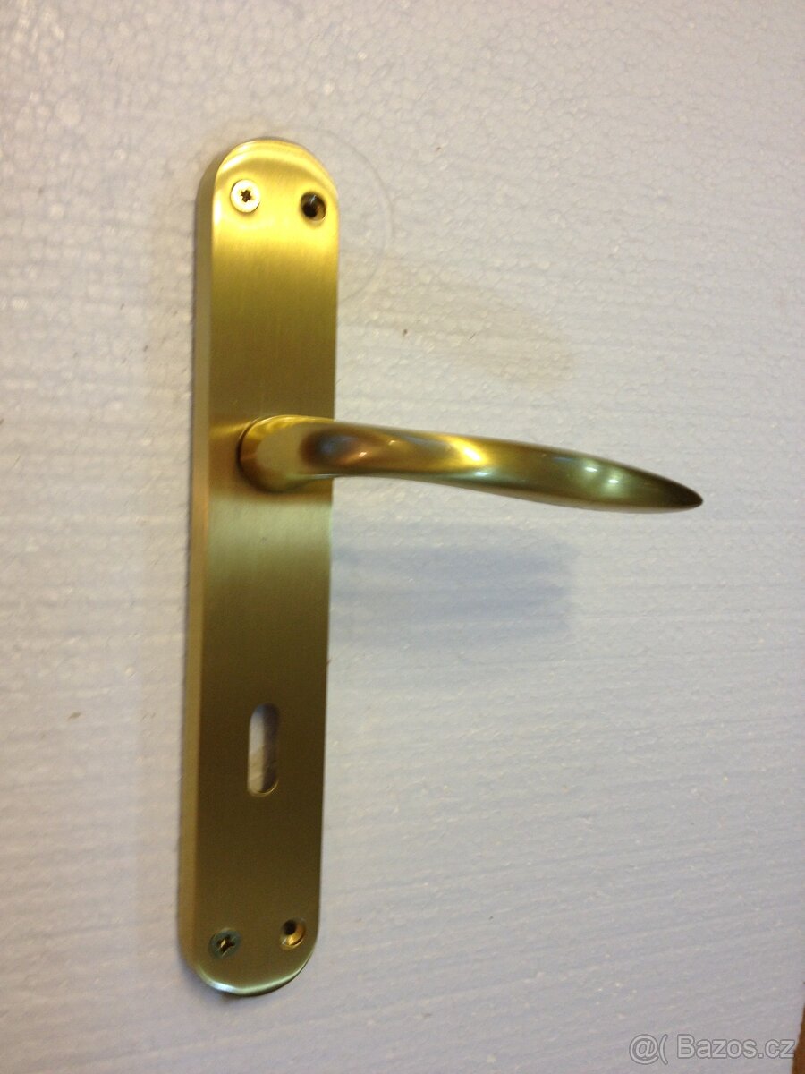 Dveřní klika / kování, zlatá mat, rozteč 72mm /23ks - 4