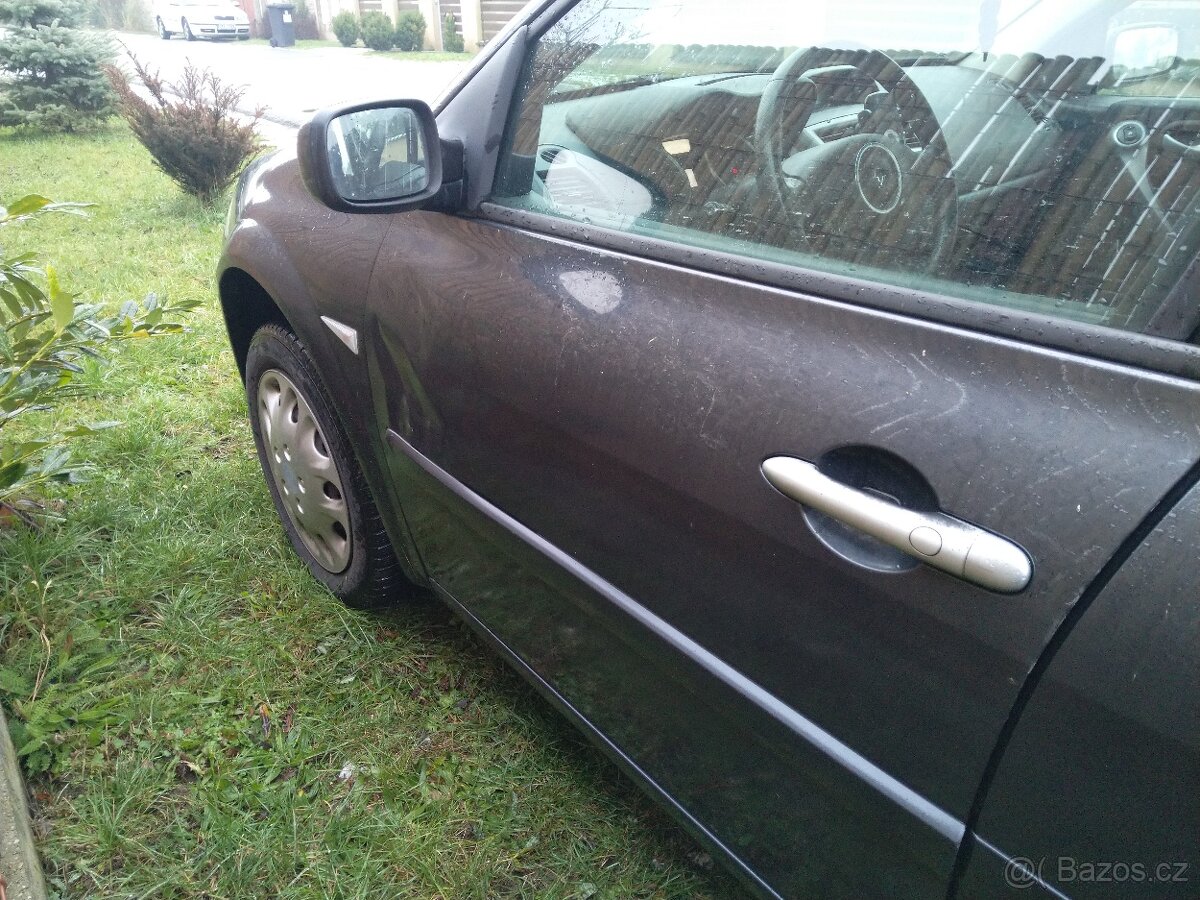 Renault Megane Grand. 2 LPG, 2.0 i - 4