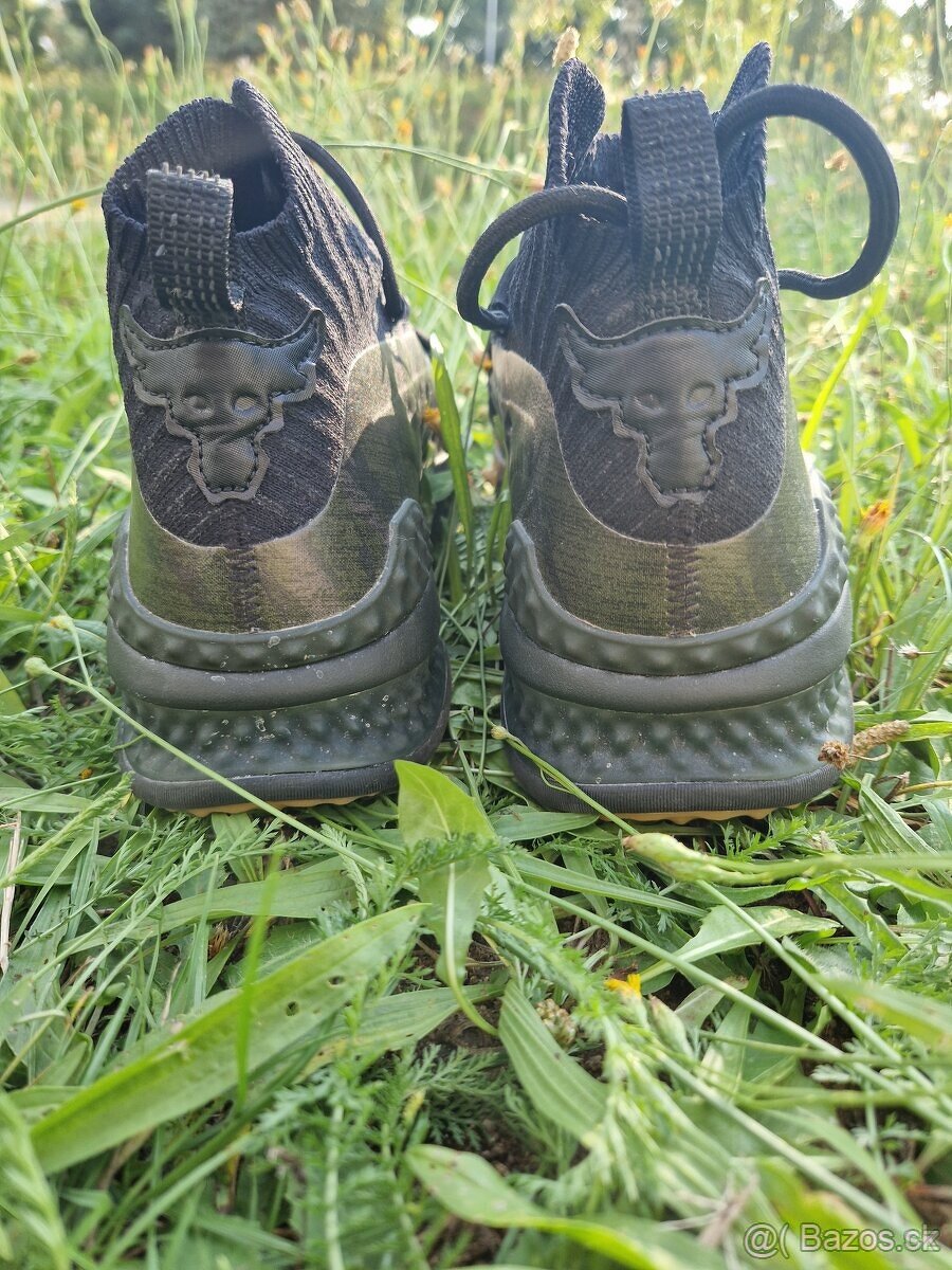 Under Armour Project Rock 1 - 44,5 EUR - 4