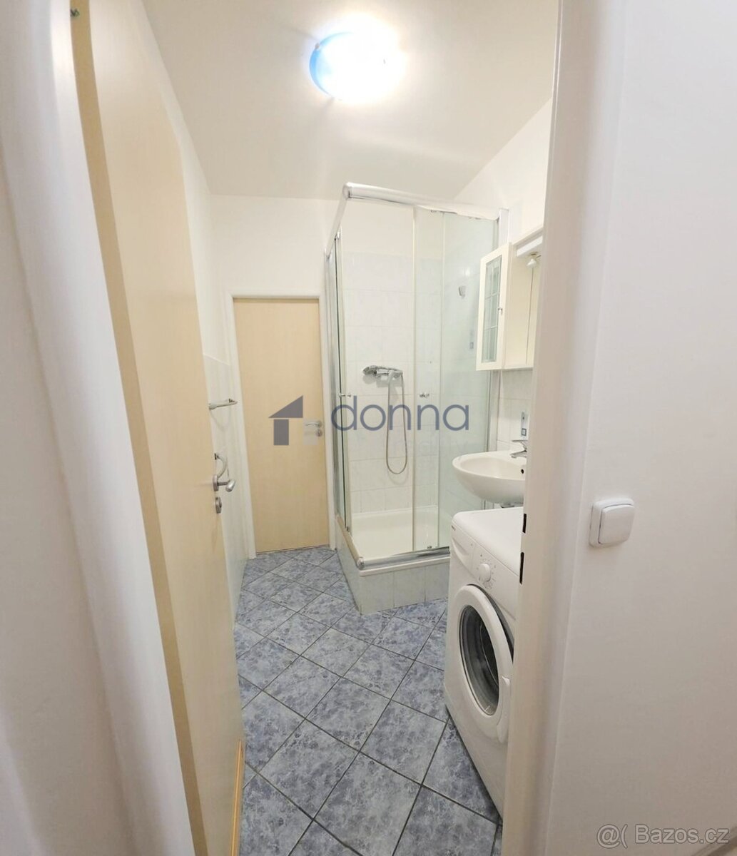 Pronájem bytu 2+1/L, 63m2, ul. Bojasova, Praha 8 - Kobylisy, - 4