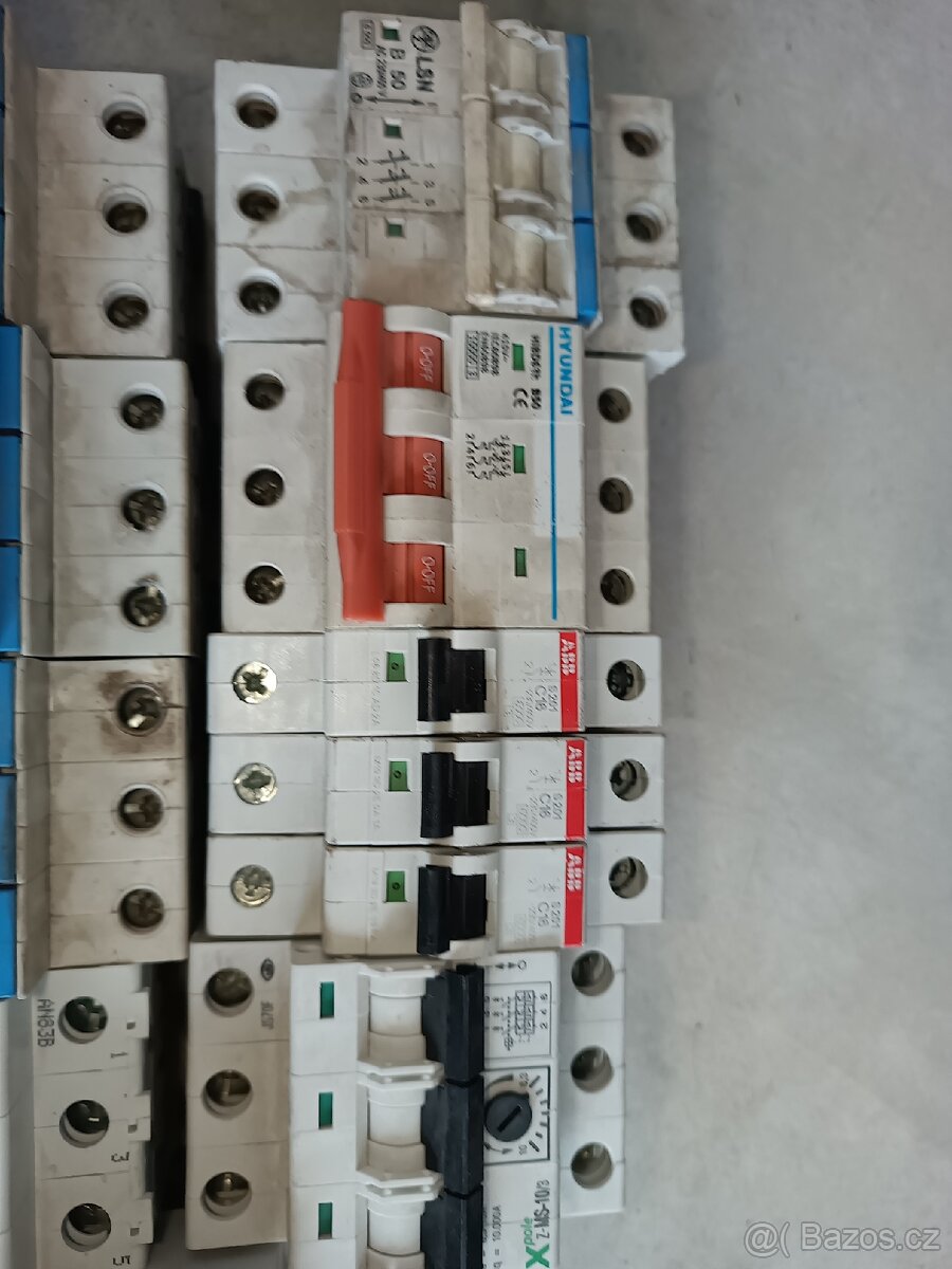 Jističe, světla apod. - 4