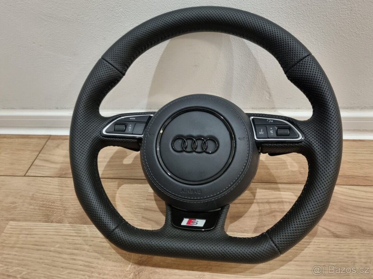 AUDI RS PERFOROVANY ZKOSENY VOLANT - 4
