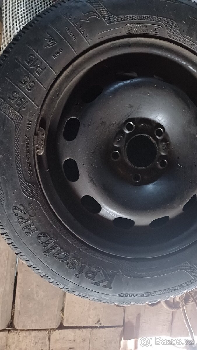 Prodám pneu Kleber - 4