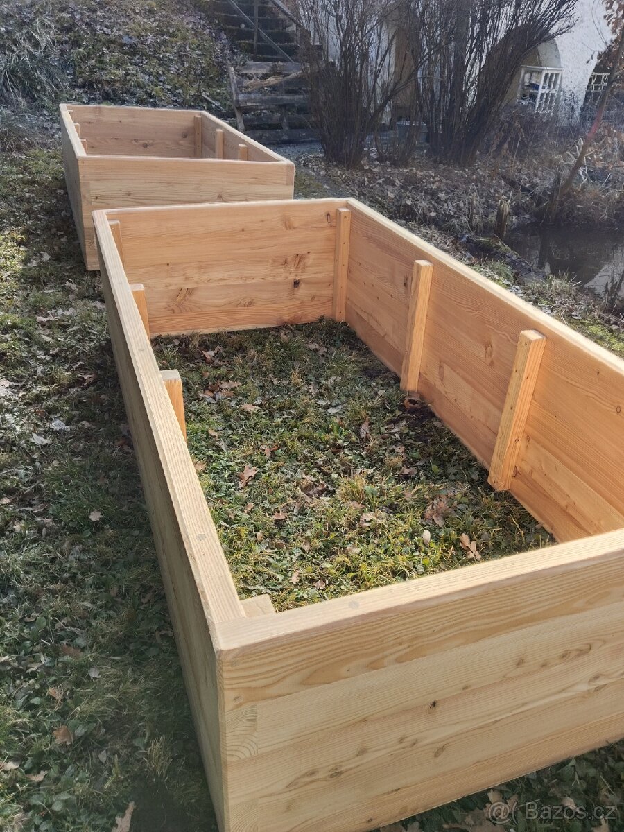 Vyvýšený záhon - 4