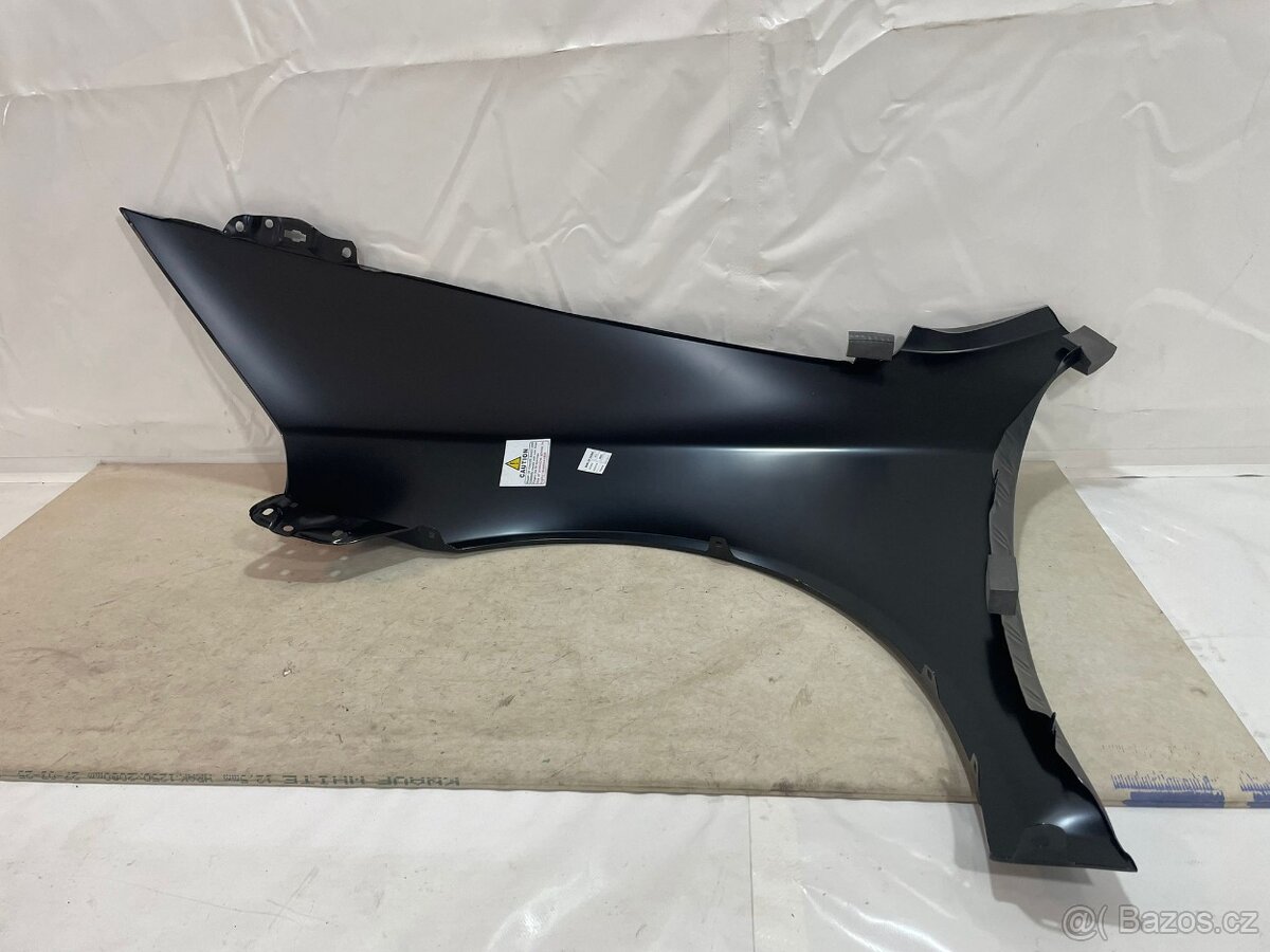 Pravý přední blatník Škoda Octavia II - 4