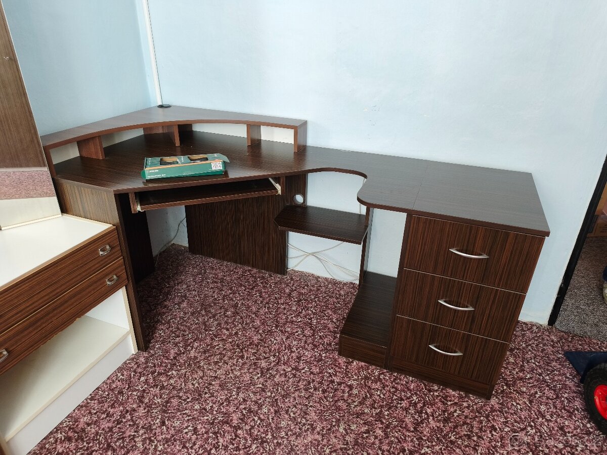 použitý nábytek - 4