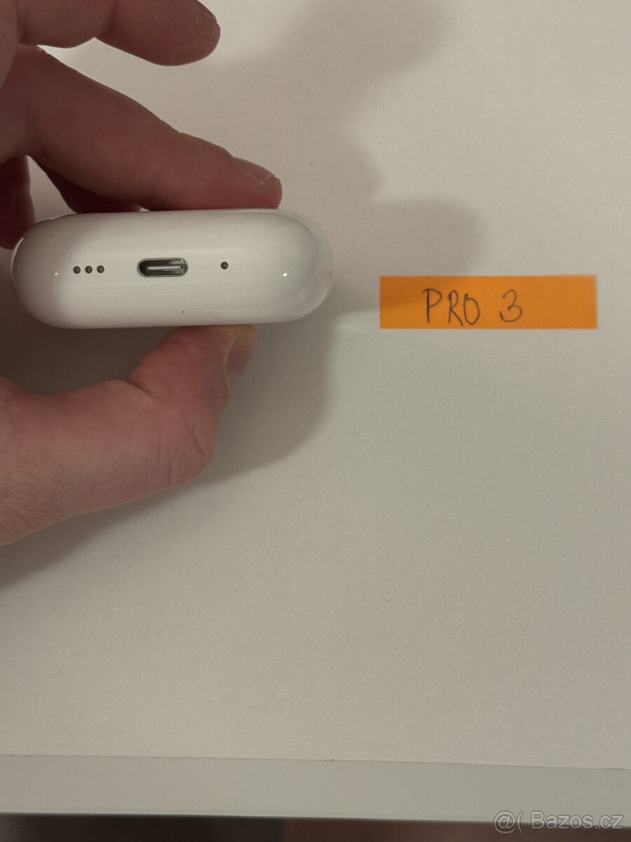 AirPods Pro 3 case NEW - 4