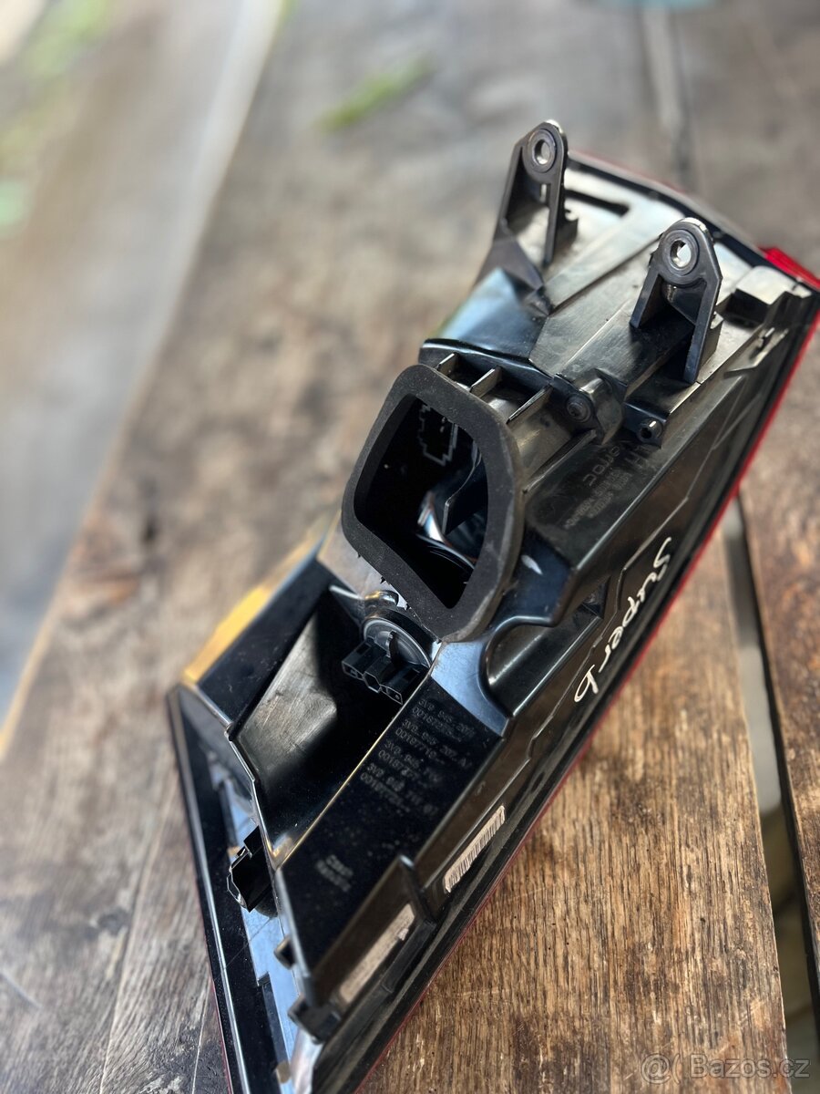 Světlo Superb 3 - 4