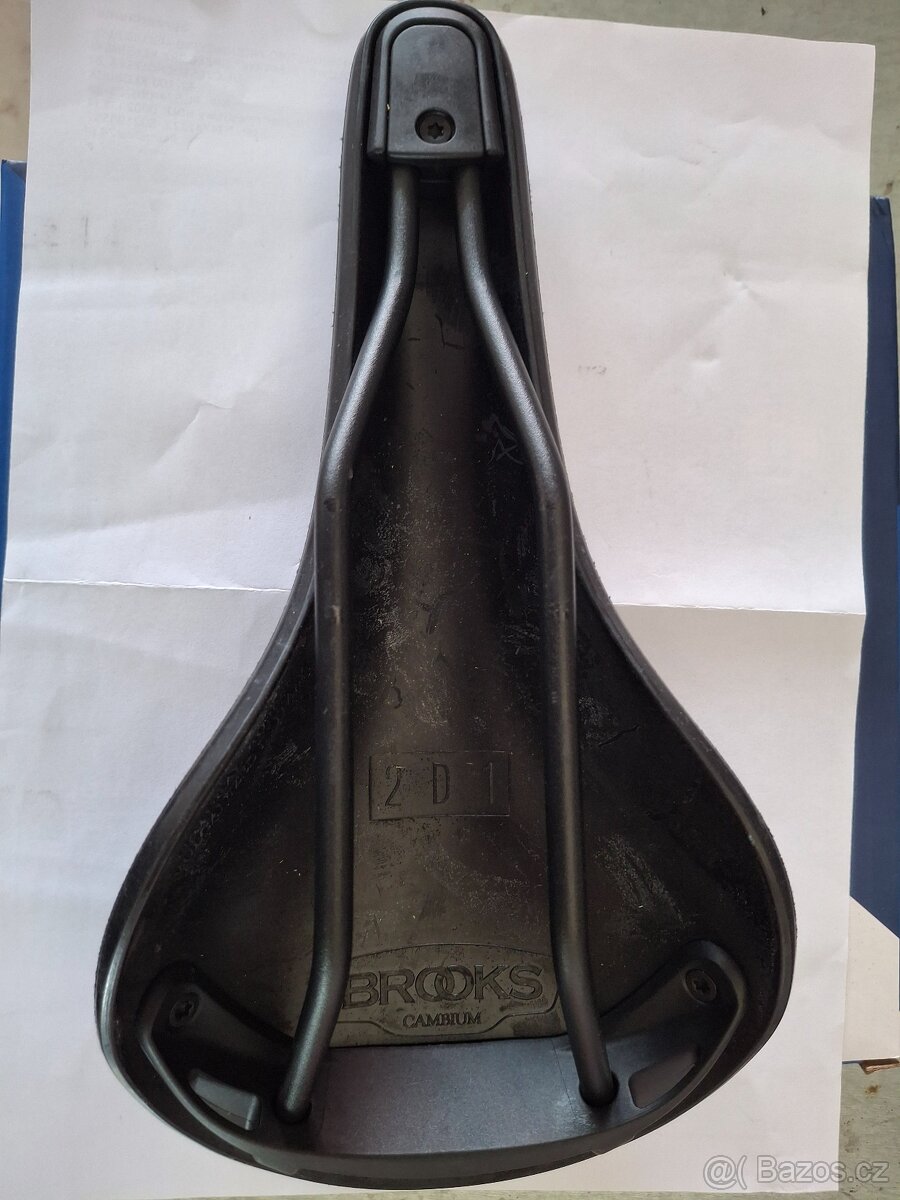 Sedlo Brooks C15 - 4