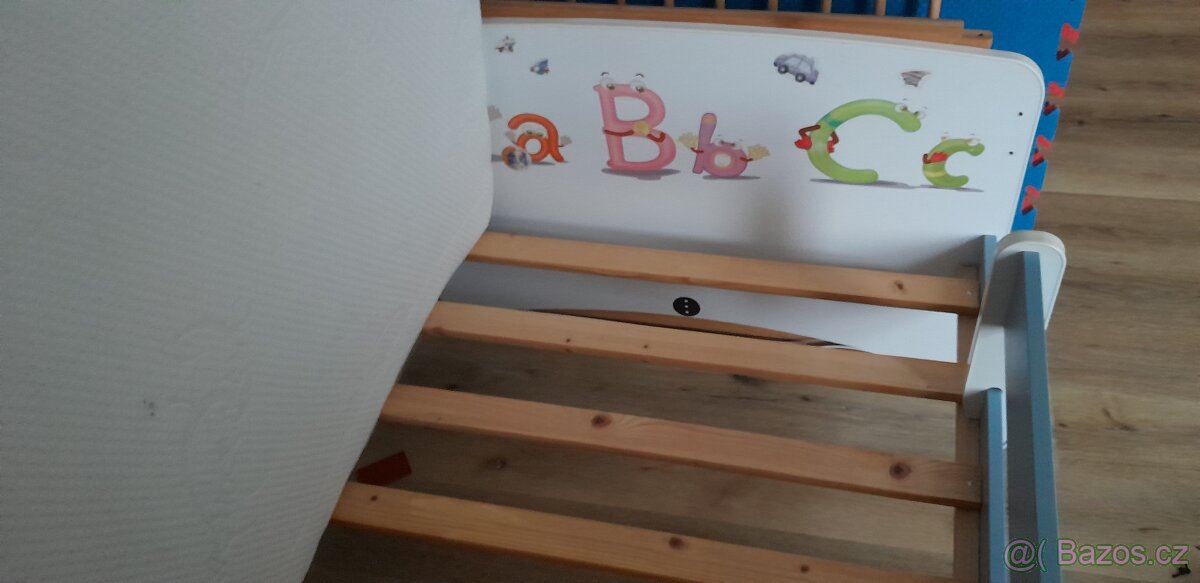 Dětská dřevěná postel - 4