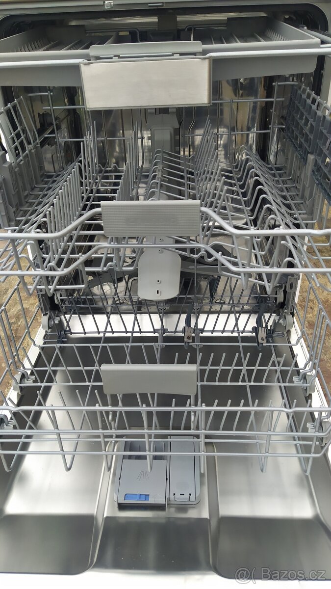 Myčka na nádobí - 4