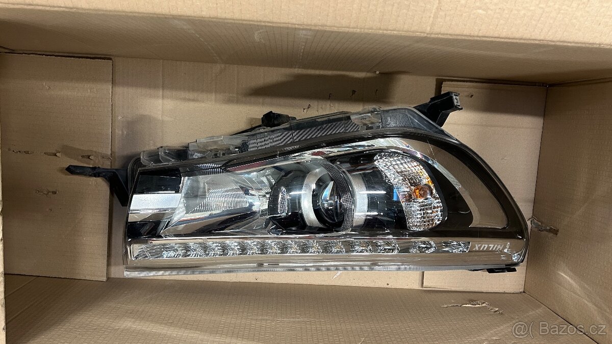 Hilux predni svetla plus mlhovka - 4