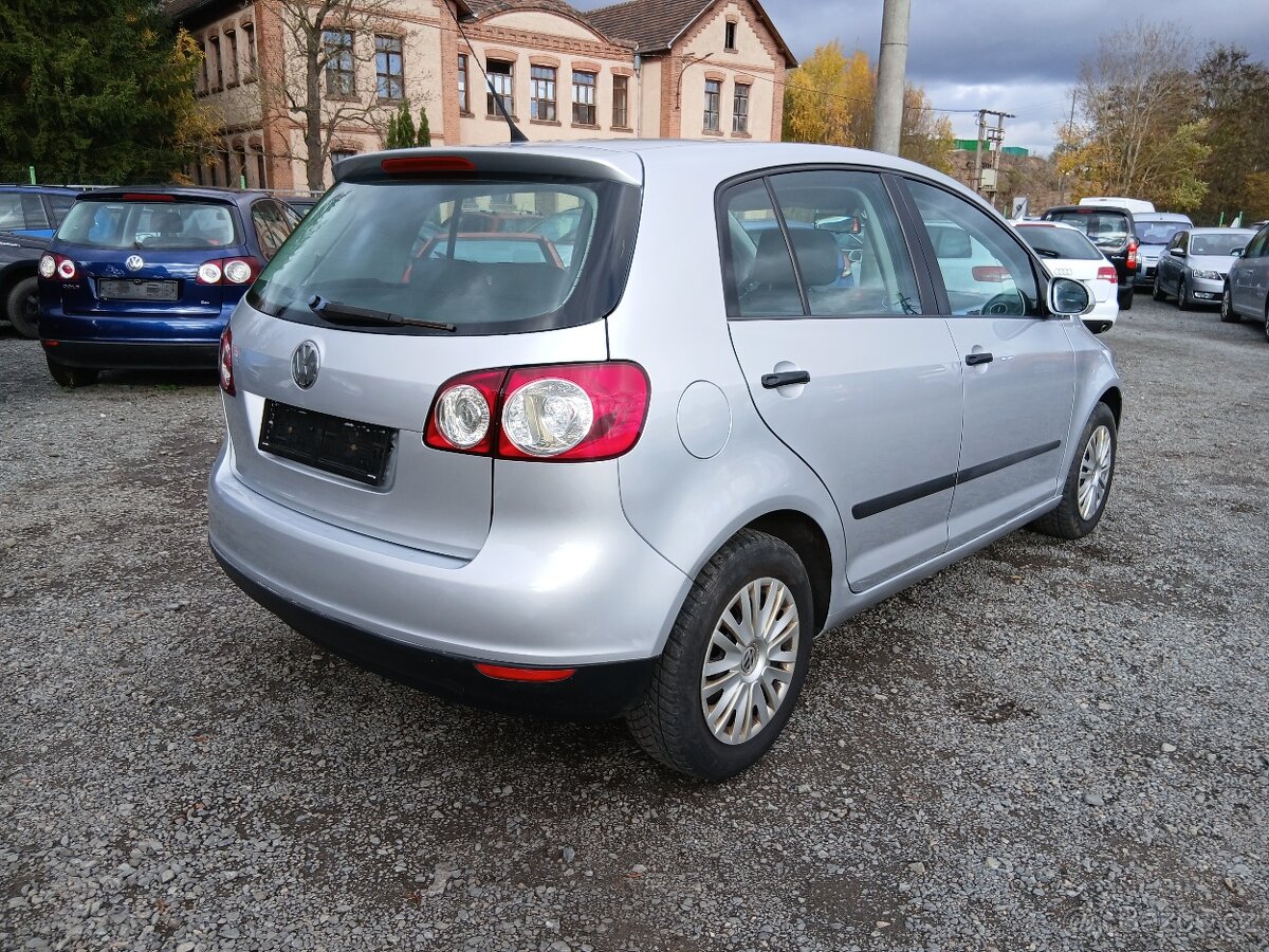 Volkswagen Golf, 1.4i, 55 kW - 4