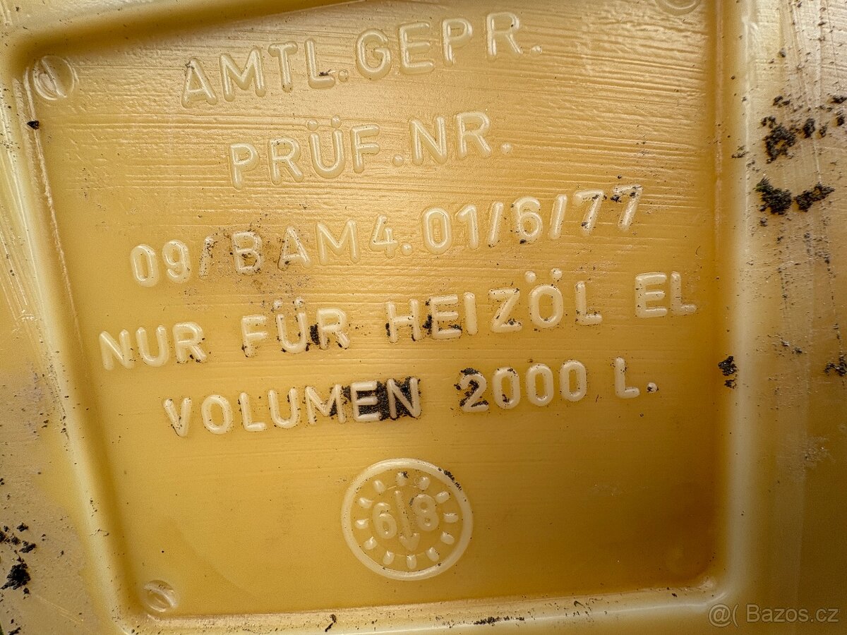 Nádrž na dešťovou vodu 2000 litrů - 4