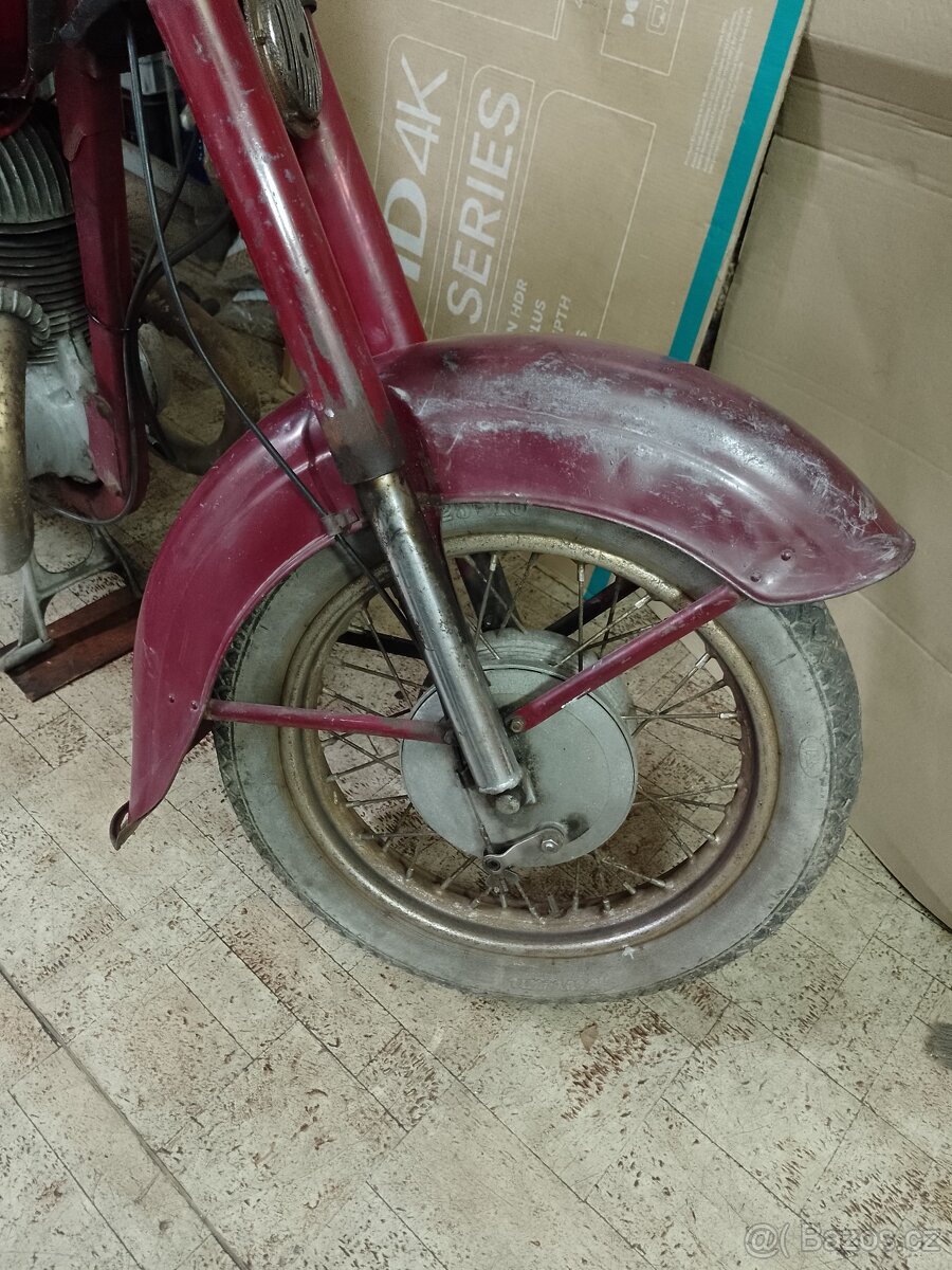 Jawa ČZ 250 kývačka - 4