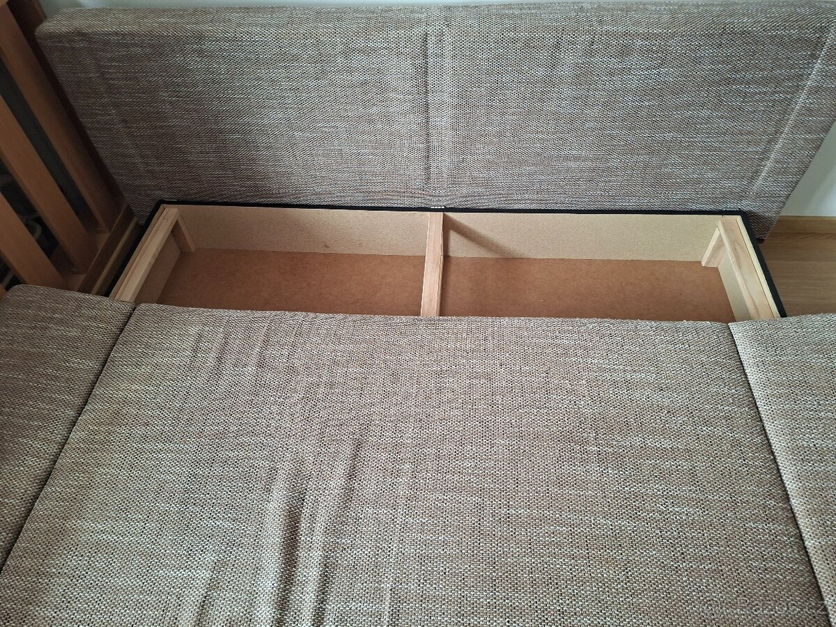 Rozkládací gauč - 4