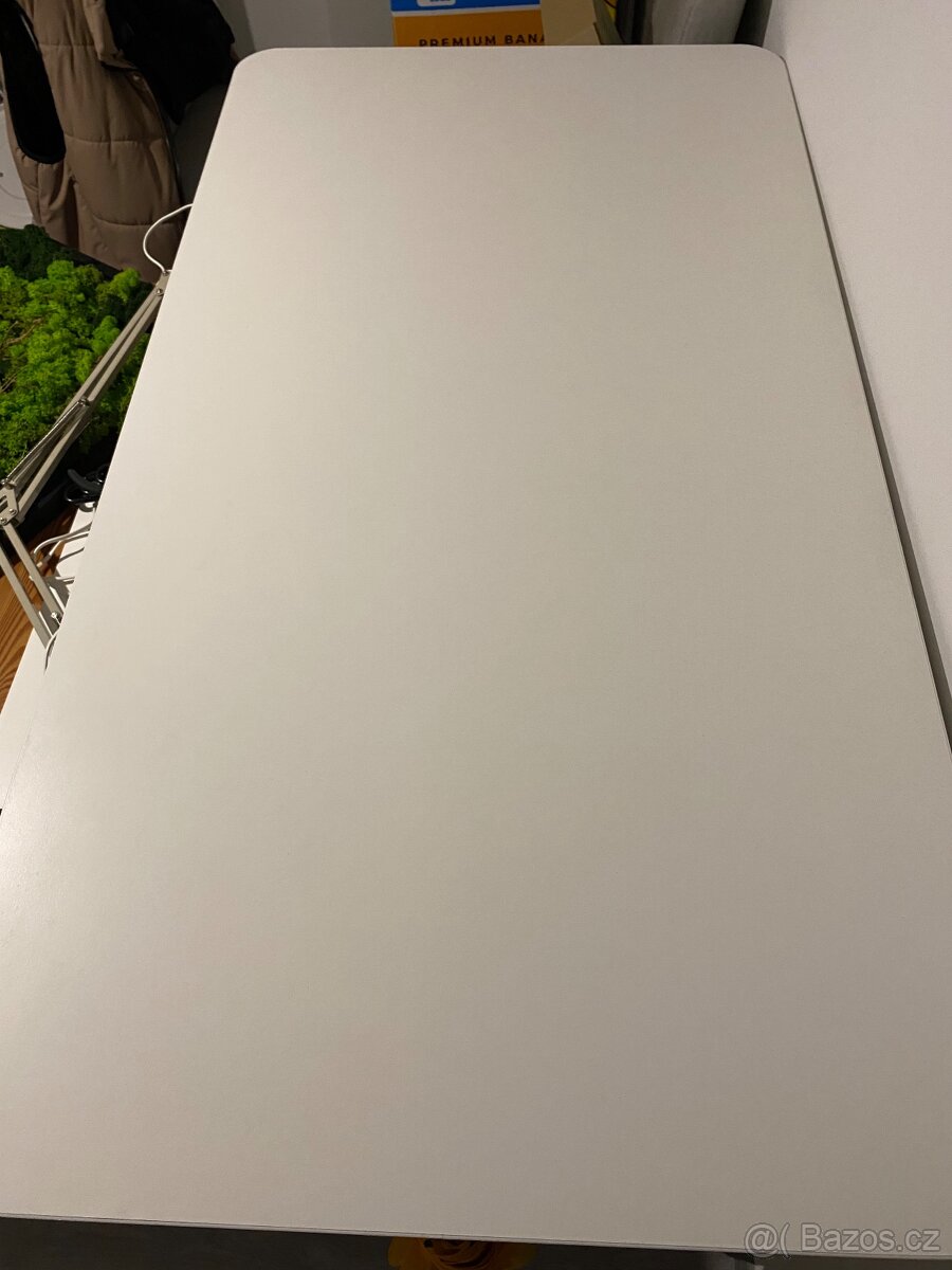 Barový stůl + 4 židle Ikea - 4