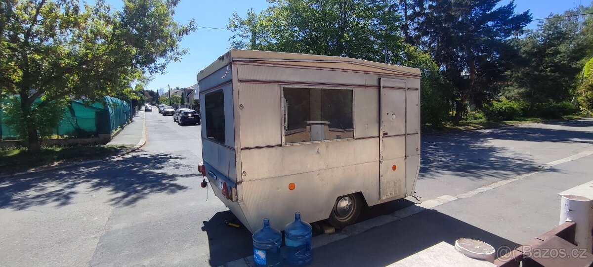 Malý karavan - 4