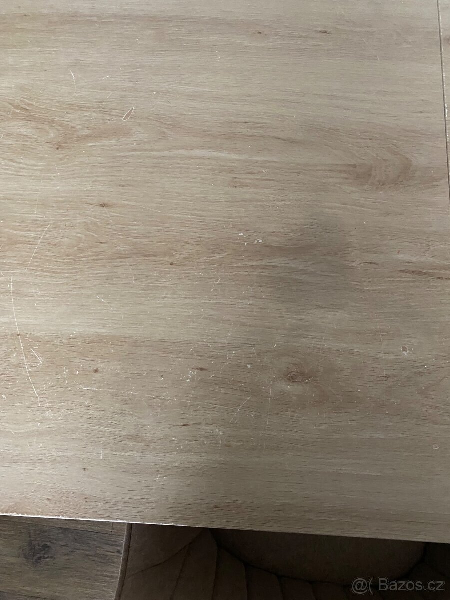 Jidelni stul a 6 jidelnich křesílek - 4