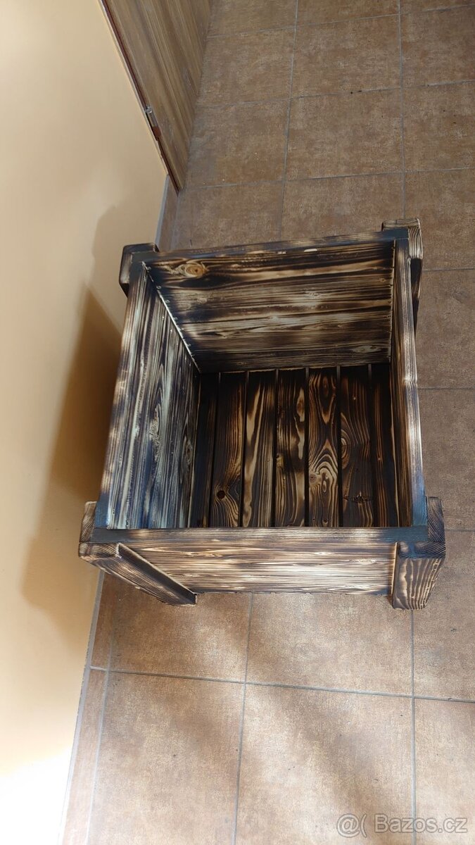 Dřevěné květináče nové - velké - opalene - 4