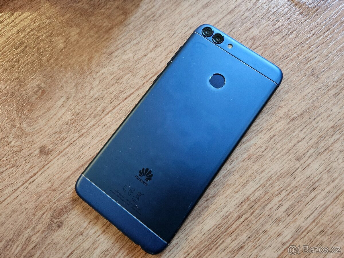 Prodám Huawei P Smart 2018 32GB/3 RAM - 4