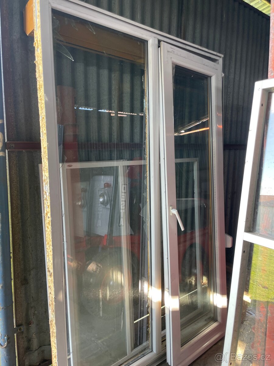 Plastová okna,francouzké okno,žaluzie - 4