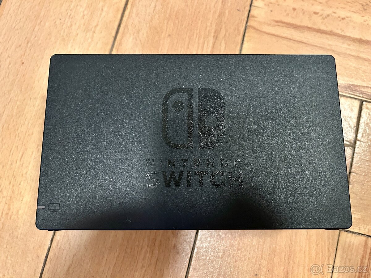 Nintendo Switch - 4