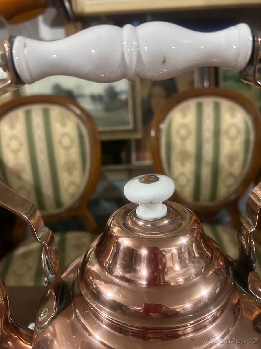 Starožitná velká měděná konvice - 4