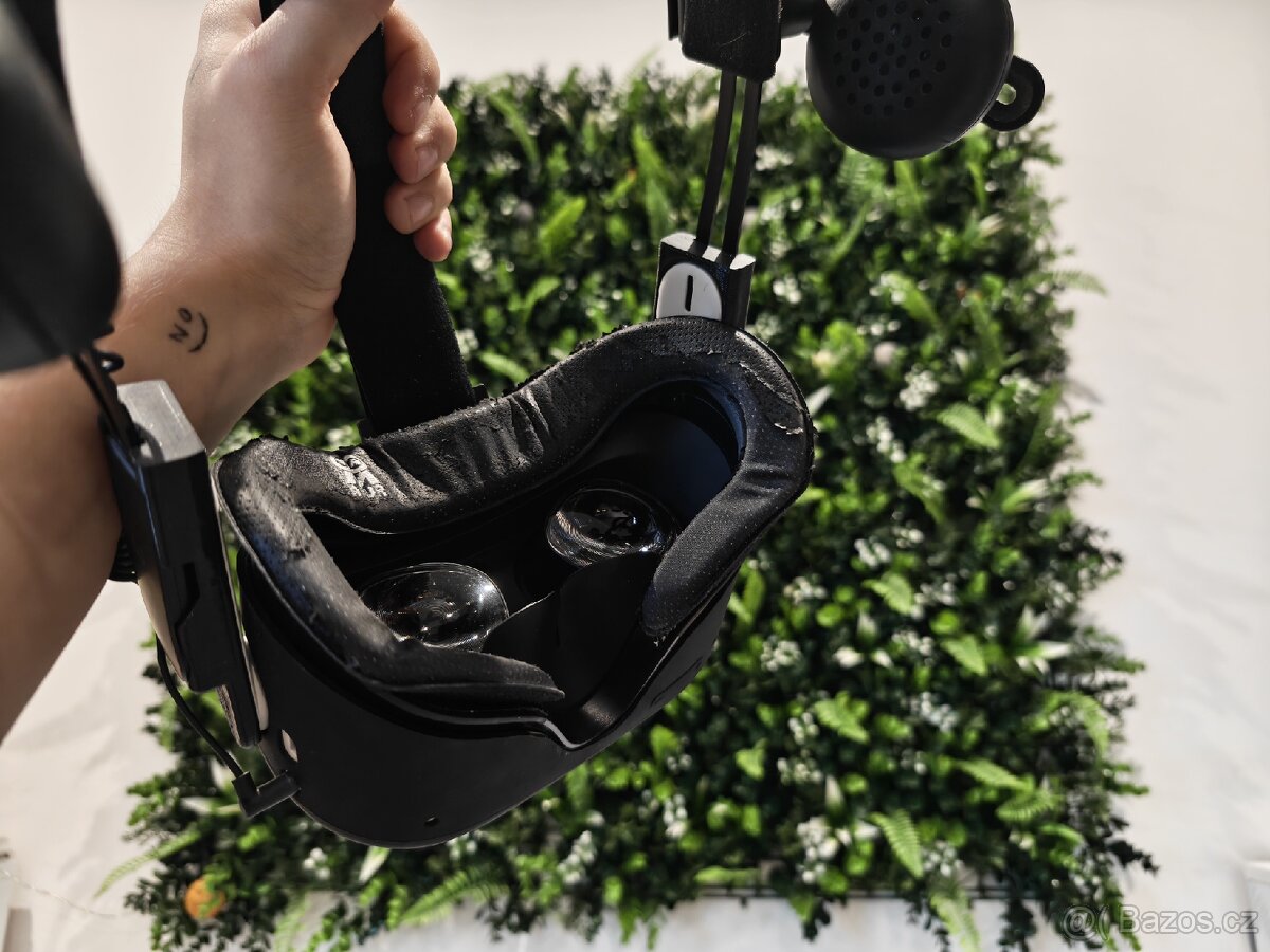 Oculus quest 2 128GB + Vive headstrap - 4