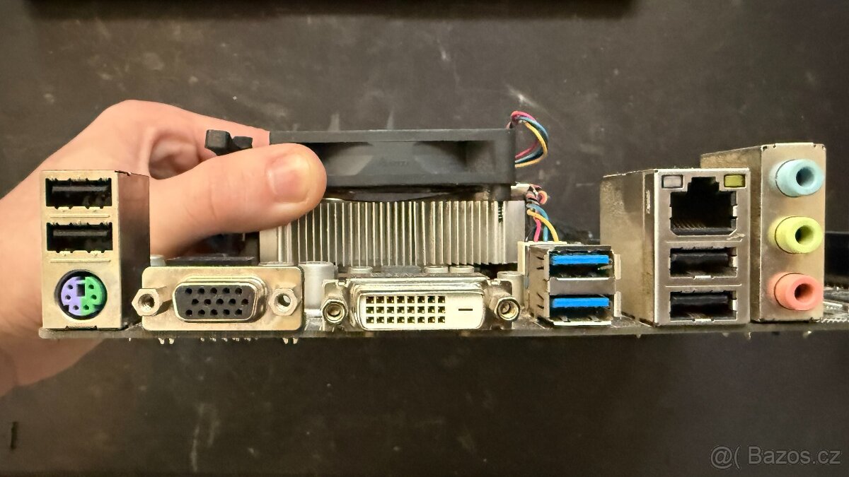 Základní deska Gigabite - 4