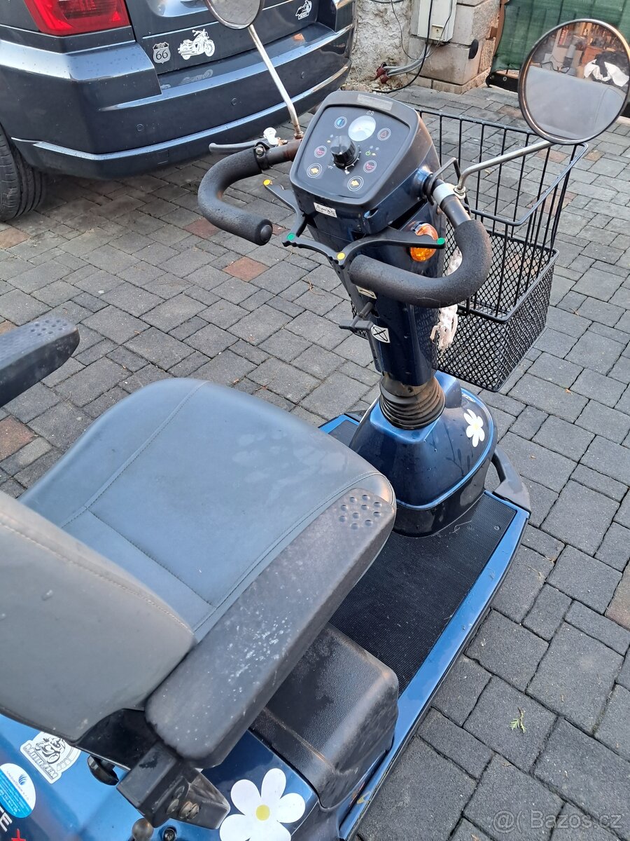 Elektrický invalidní vozík - 4