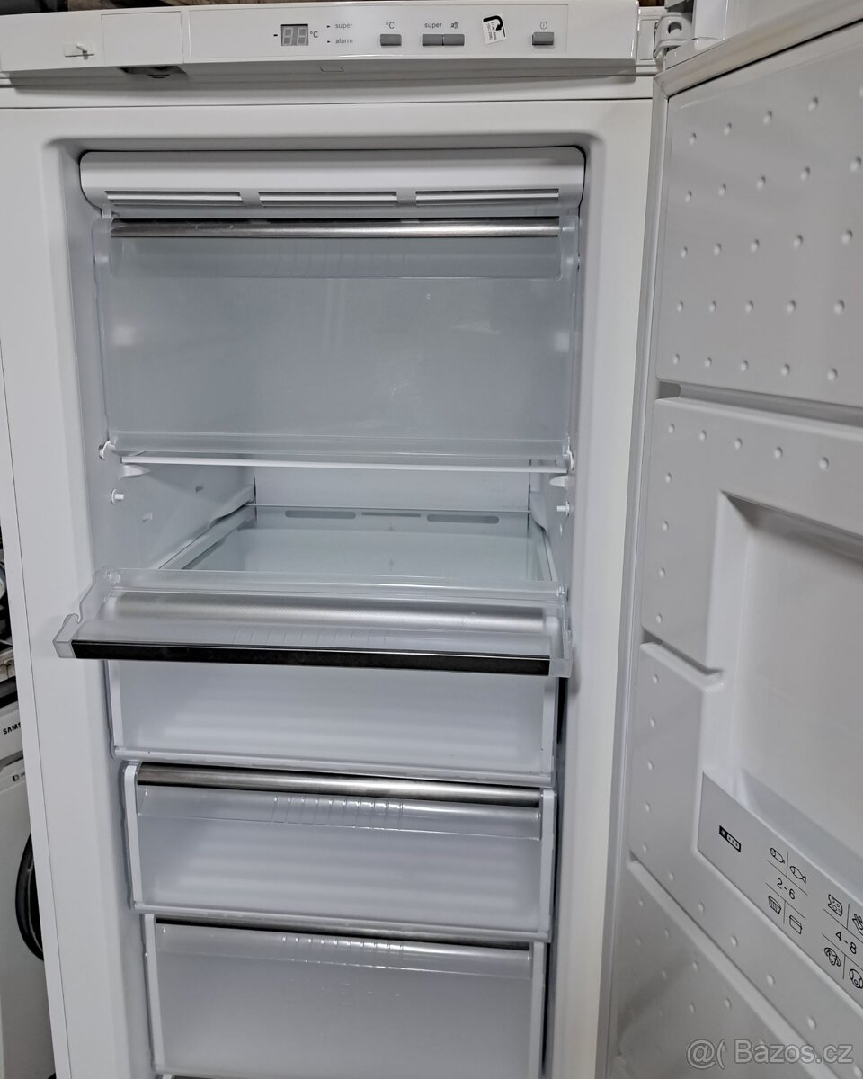 Mrazák 7 šup. Siemens NoFrost, A++. - 4