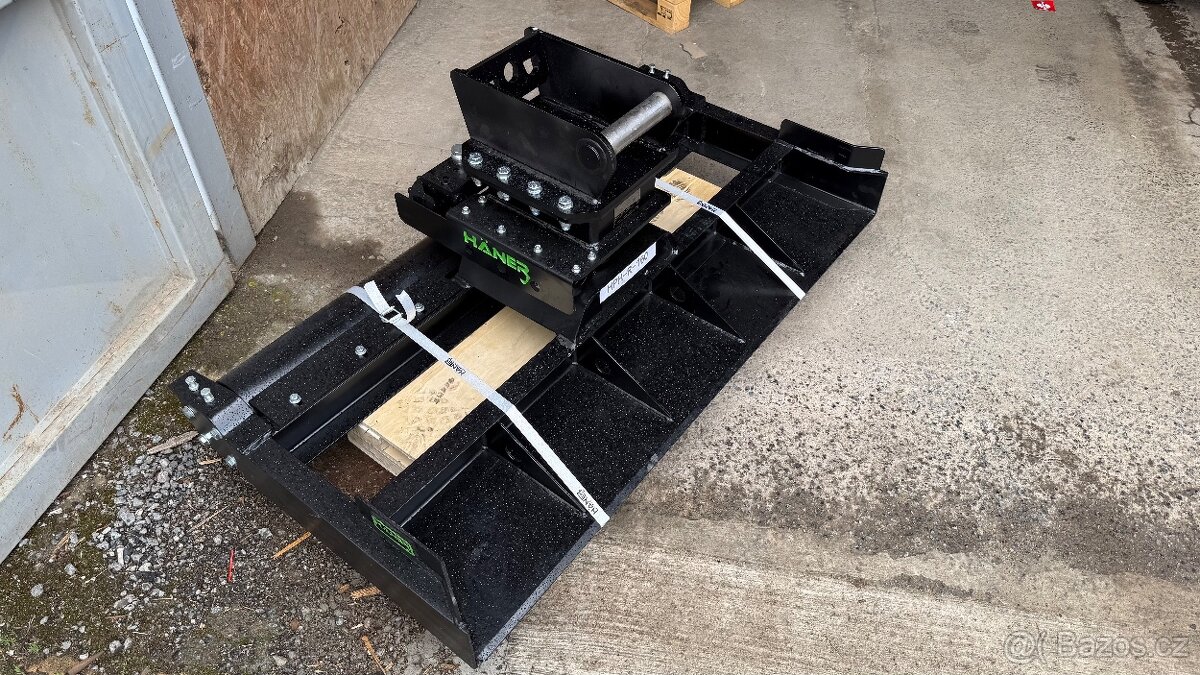 Rovnací rám s rotátorem na bagr - 4